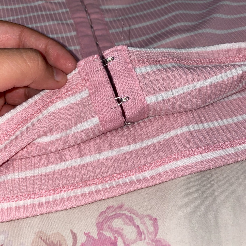 Cute pink girly crop top !